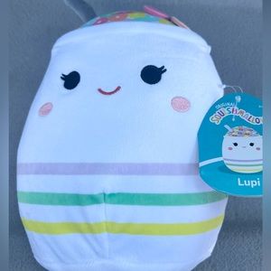 Lupi Squishmallow
